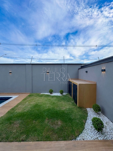 Casa térrea com piscina e quintal à venda no Condomínio Pérola do Vale em Tremembé | 3 quartos (1 suíte): 15ª foto da galeria de imagens do imóvel