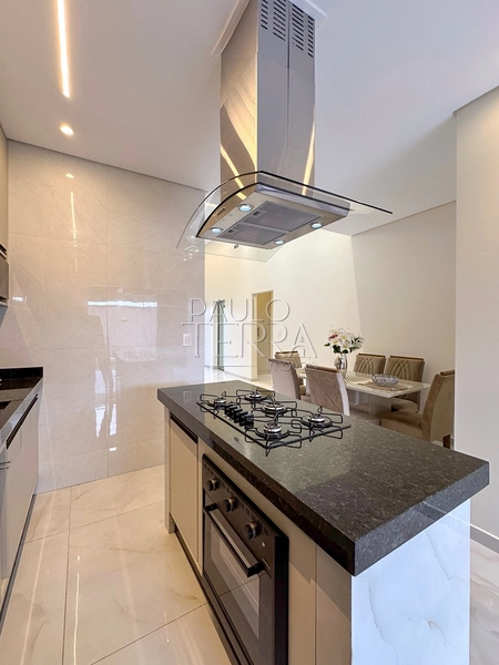 Casa térrea com piscina e quintal à venda no Condomínio Pérola do Vale em Tremembé | 3 quartos (1 suíte): 34ª foto da galeria de imagens do imóvel