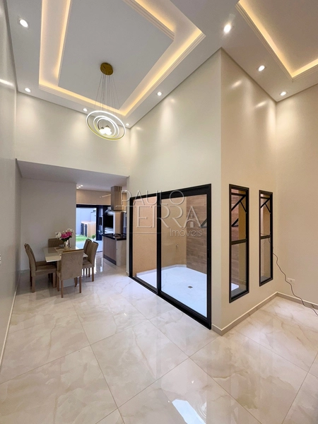 Casa térrea com piscina e quintal à venda no Condomínio Pérola do Vale em Tremembé | 3 quartos (1 suíte): 7ª foto da galeria de imagens do imóvel