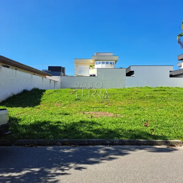 Terreno plano a venda no condomínio Ouroville em Taubaté SP: 1ª foto da galeria de imagens do imóvel