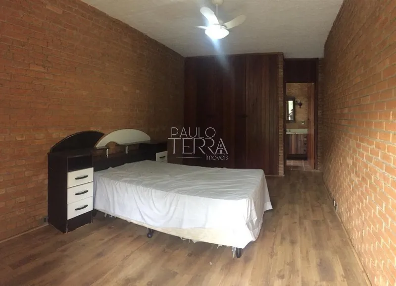 Casa térrea frente para o lago - Condomínio Chacaras Cataguá -Taubaté: 12ª foto da galeria de imagens do imóvel