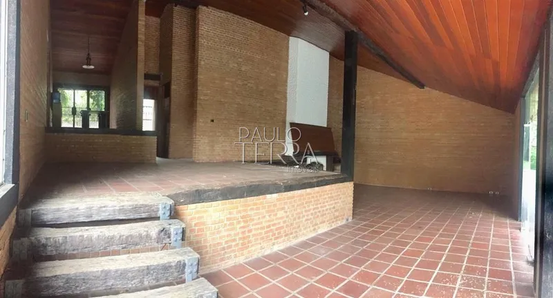 Casa térrea frente para o lago - Condomínio Chacaras Cataguá -Taubaté: 6ª foto da galeria de imagens do imóvel