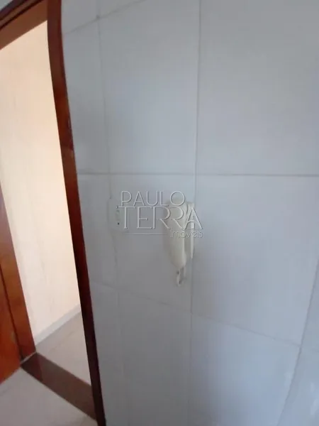 Apartamento para alugar 3 dormitórios com armários planejados e sacada: 5ª foto da galeria de imagens do imóvel