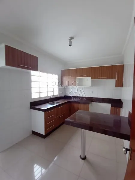 Apartamento para alugar 3 dormitórios com armários planejados e sacada: 1ª foto da galeria de imagens do imóvel