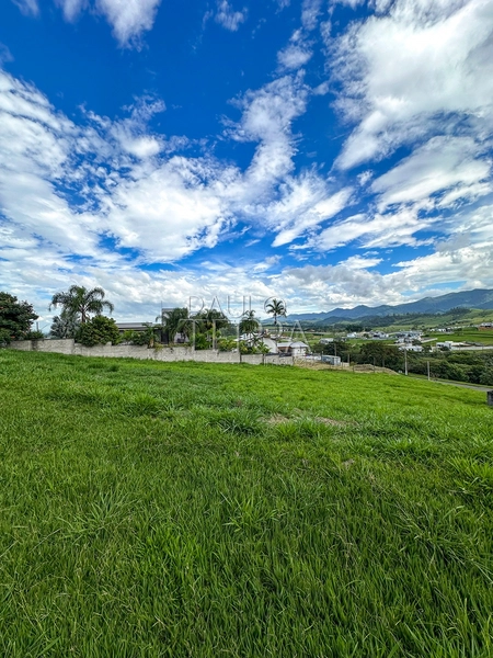 Terreno à Venda no Condomínio Village da Serra em Tremembé | 1.681 m² | Vista para Serra da Mantiqueira: 6ª foto da galeria de imagens do imóvel