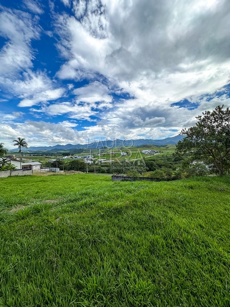 Terreno à Venda no Condomínio Village da Serra em Tremembé | 1.681 m² | Vista para Serra da Mantiqueira: 9ª foto da galeria de imagens do imóvel
