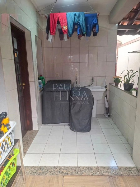 Sobrado à venda no bairro Vila São José em Taubaté | 3 dormitórios (1 suíte) e área gourmet : 12ª foto da galeria de imagens do imóvel