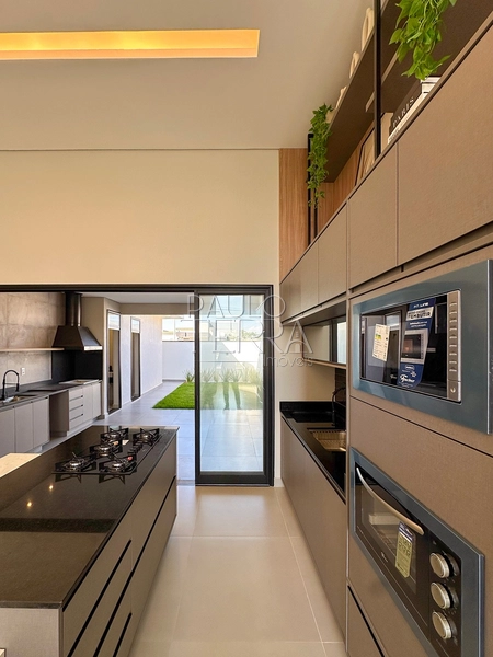 Casa térrea moderna à venda em Tremembé no Condomínio Pérola do Vale | 3 Suítes, Área Gourmet, Escritório, Quintal e Planejados: 6ª foto da galeria de imagens do imóvel