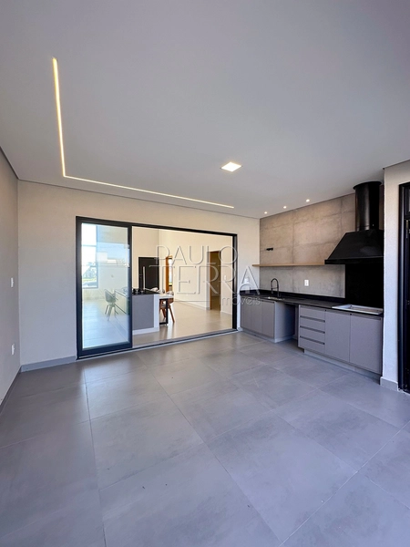 Casa térrea moderna à venda em Tremembé no Condomínio Pérola do Vale | 3 Suítes, Área Gourmet, Escritório, Quintal e Planejados: 21ª foto da galeria de imagens do imóvel
