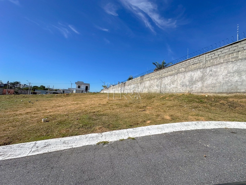 Terreno à venda no Condomínio Colinas do Sol em Tremembé | 250 m², plano e vista para serra: 6ª foto da galeria de imagens do imóvel