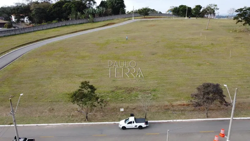 Terreno com mais de 1000 metros em condomínio fechado em Taubaté SP: 2ª foto da galeria de imagens do imóvel