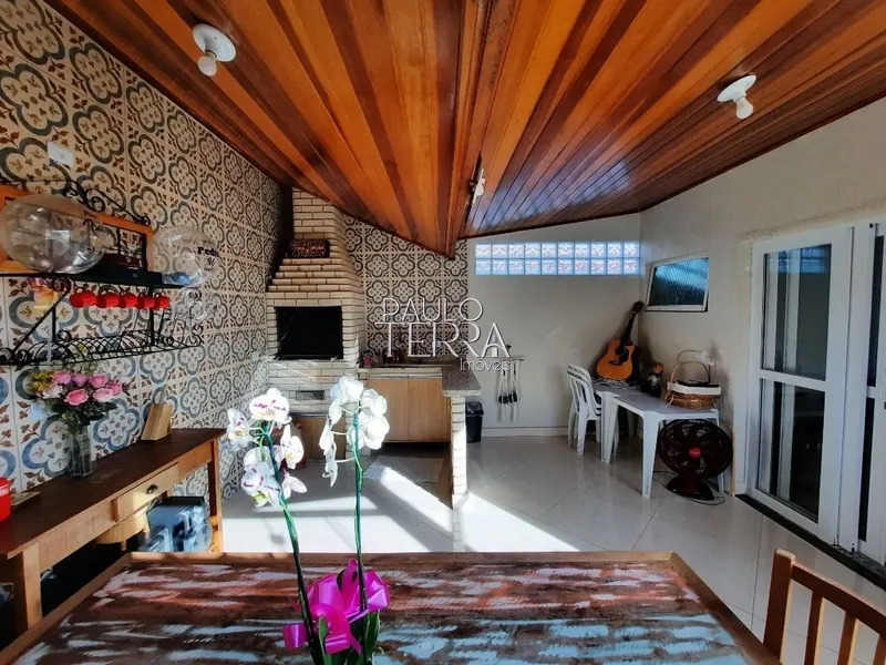 Sobrado com área gourmet, bairro novo horizonte em Taubaté SP: 4ª foto da galeria de imagens do imóvel