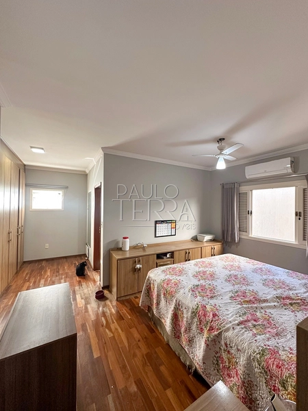 Casa térrea com 4 suítes à venda no Condomínio Taubaté Village em Taubaté, com piscina, área gourmet e excelente planta: 50ª foto da galeria de imagens do imóvel