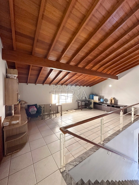 Casa térrea com 4 suítes à venda no Condomínio Taubaté Village em Taubaté, com piscina, área gourmet e excelente planta: 7ª foto da galeria de imagens do imóvel