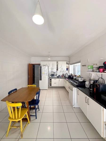 Casa térrea com 4 suítes à venda no Condomínio Taubaté Village em Taubaté, com piscina, área gourmet e excelente planta: 17ª foto da galeria de imagens do imóvel