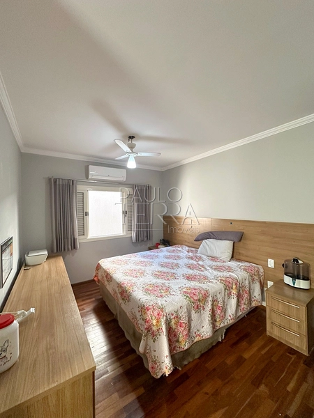 Casa térrea com 4 suítes à venda no Condomínio Taubaté Village em Taubaté, com piscina, área gourmet e excelente planta: 49ª foto da galeria de imagens do imóvel