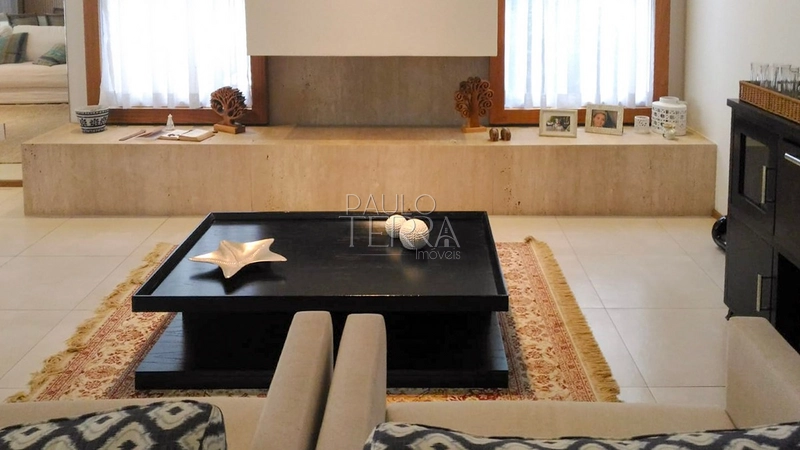 Sobrado de Alto Padrão à Venda no Taubaté Village | 4 Suítes, Escritório, Piscina e Área Gourmet: 6ª foto da galeria de imagens do imóvel