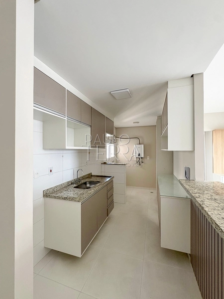 Apartamento à venda no Condomínio Manacá em Taubaté | Andar alto, 2 dormitórios (1 suíte), sacada gourmet e 2 vagas cobertas: 4ª foto da galeria de imagens do imóvel