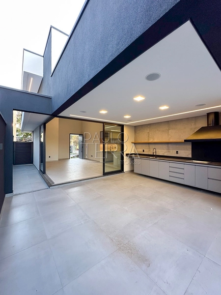 Casa térrea nova à venda no Condomínio Ouroville em Taubaté | 3 suítes, escritório, área gourmet e quintal preparado para piscina.: 13ª foto da galeria de imagens do imóvel