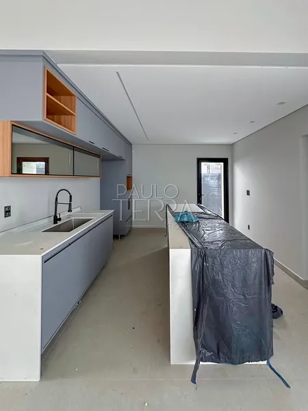 Casa Térrea Nova à Venda no Condomínio Ouroville Taubaté | 3 Suítes, Escritório, Área Gourmet e Quintal: 5ª foto da galeria de imagens do imóvel