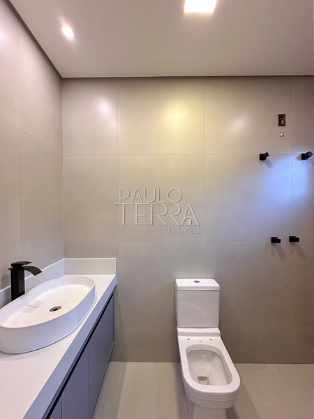Casa térrea nova à venda no Condomínio Ouroville em Taubaté | 3 suítes, escritório, área gourmet e quintal preparado para piscina.: 45ª foto da galeria de imagens do imóvel