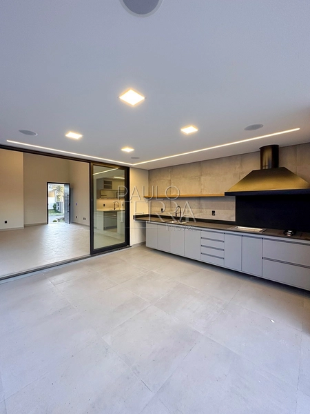 Casa térrea nova à venda no Condomínio Ouroville em Taubaté | 3 suítes, escritório, área gourmet e quintal preparado para piscina.: 16ª foto da galeria de imagens do imóvel