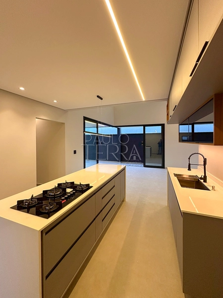 Casa térrea nova à venda no Condomínio Ouroville em Taubaté | 3 suítes, escritório, área gourmet e quintal preparado para piscina.: 26ª foto da galeria de imagens do imóvel
