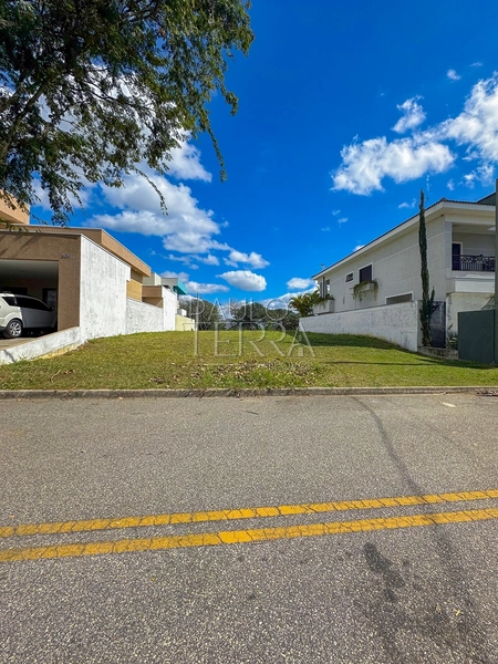 Terreno plano à venda no Condomínio Ouroville – 350 m² | Taubaté – SP: 3ª foto da galeria de imagens do imóvel