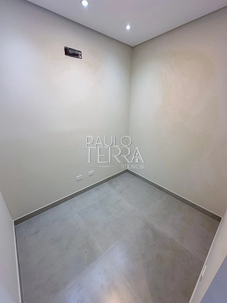 Casa térrea nova moderna com escritório e 3 suítes Condomínio fechado: 3ª foto da galeria de imagens do imóvel