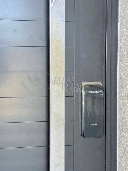 Casa térrea com escritório e 3 suítes. Condomínio fechado em Taubaté SP: 3ª foto da galeria de imagens do imóvel