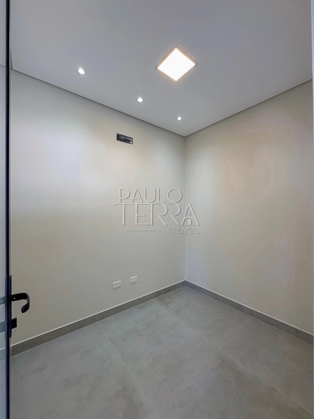 Casa térrea com escritório e 3 suítes. Condomínio fechado em Taubaté SP: 30ª foto da galeria de imagens do imóvel