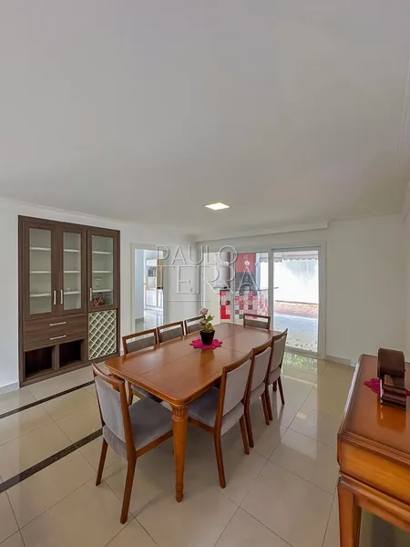 Sobrado com 3 Suítes e Área Gourmet à Venda em Condomínio em Tremembé/SP | Parque dos Pássaros: 8ª foto da galeria de imagens do imóvel