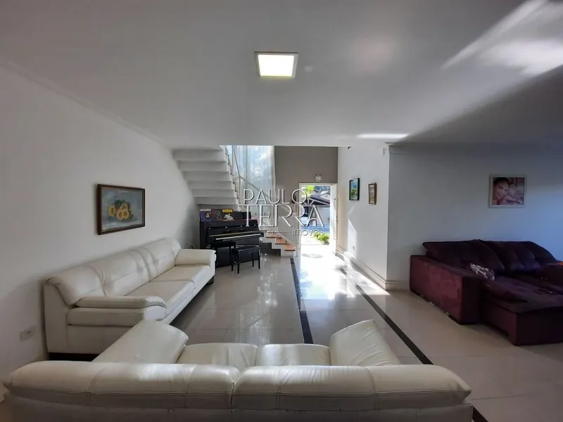 Casa mobiliada com 3 suítes em condomínio fechado em Tremembé SP: 1ª foto da galeria de imagens do imóvel
