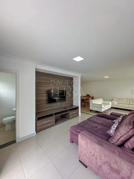 Sobrado com 3 Suítes e Área Gourmet à Venda em Condomínio em Tremembé/SP | Parque dos Pássaros: 3ª foto da galeria de imagens do imóvel