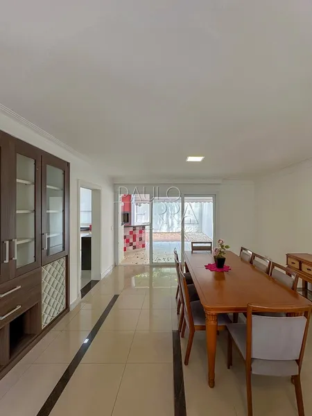 Sobrado com 3 Suítes e Área Gourmet à Venda em Condomínio em Tremembé/SP | Parque dos Pássaros: 7ª foto da galeria de imagens do imóvel