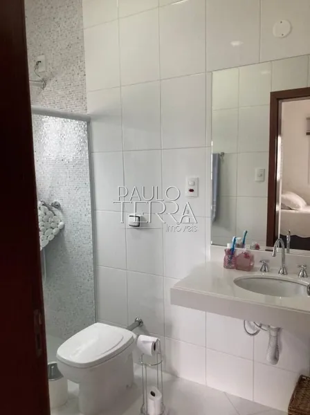 Sobrado no condomínio Ouroville em Taubaté SP: 8ª foto da galeria de imagens do imóvel