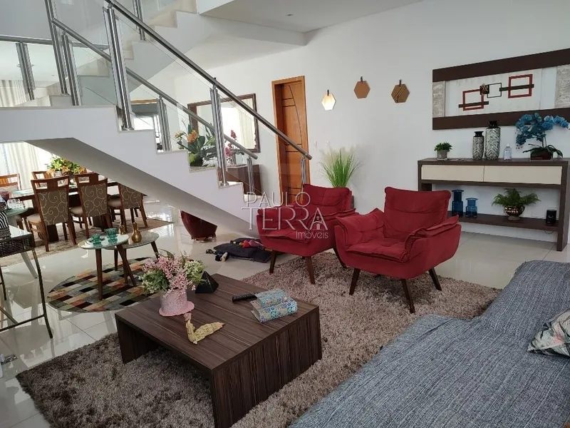 Casa 4 quartos, com edícula e piscina. Condomínio Green Park - Taubaté: 1ª foto da galeria de imagens do imóvel