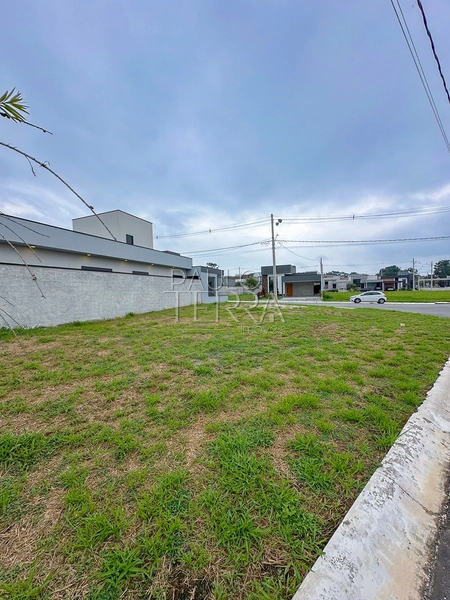 Terreno de esquina à venda no Condomínio Colinas do Sol, em Tremembé: 16ª foto da galeria de imagens do imóvel