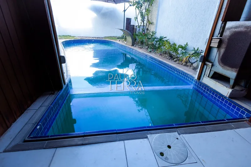 Sobrado com piscina no Condomínio Campos do Conde Chambord Tremembé SP: 7ª foto da galeria de imagens do imóvel