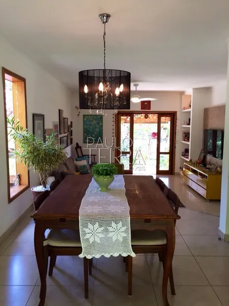 Casa térrea no condomínio Chácaras Catagua em Taubaté SP: 4ª foto da galeria de imagens do imóvel