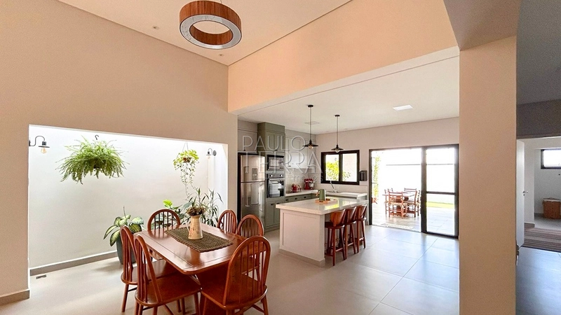 Casa no Condomínio Pérola do Vale | 3 quartos, Área Gourmet, Quintal e Energia Fotovoltaica: 5ª foto da galeria de imagens do imóvel
