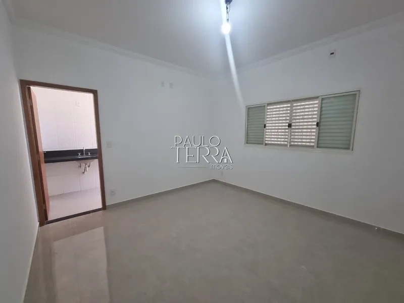 Casa térrea com mezanino, 3 dormitórios e quintal. Condomínio fechado: 37ª foto da galeria de imagens do imóvel