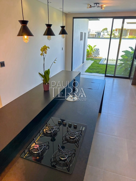 Casa nova alto padrão 3 quartos, escritório e piscina. Condomínio fechado em Tremembé SP: 17ª foto da galeria de imagens do imóvel