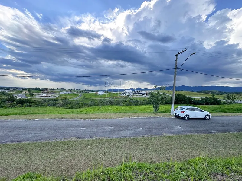 Terreno à Venda no Condomínio Village da Serra em Tremembé | 1.634 m² com Vista Permanente da Serra da Mantiqueira: 8ª foto da galeria de imagens do imóvel