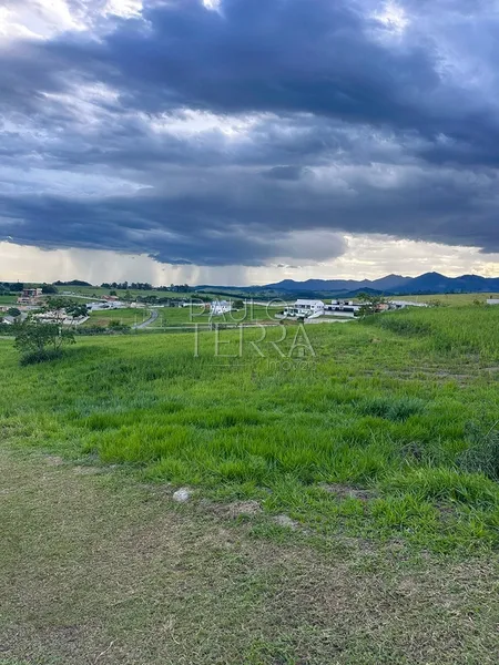 Terreno à Venda no Condomínio Village da Serra em Tremembé | 1.634 m² com Vista Permanente da Serra da Mantiqueira: 14ª foto da galeria de imagens do imóvel