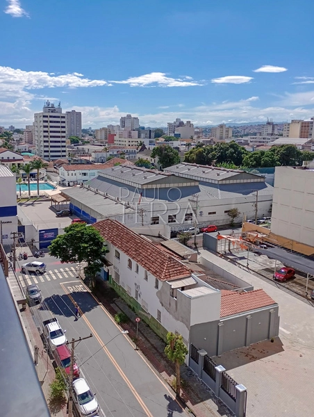 Apartamento à Venda no Condomínio Manacá em Taubaté | 2 Dormitórios (1 Suíte), Planejados, Sacada Integrada e Sol da Manhã – Reformado e Pronto para Morar: 8ª foto da galeria de imagens do imóvel