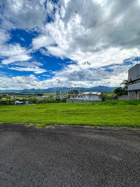 Terreno à Venda no Condomínio Village da Serra – Tremembé | 1.172 m² | Vista Permanente da Serra da Mantiqueira: 2ª foto da galeria de imagens do imóvel