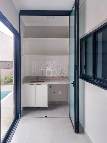 Casa em condomínio fechado em Tremembé pronta para morar, com armários planejados em todos os ambientes, energia fotovoltaica e piscina.: 85ª foto da galeria de imagens do imóvel