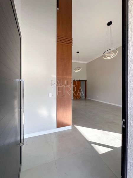 Casa em condomínio fechado em Tremembé pronta para morar, com armários planejados em todos os ambientes, energia fotovoltaica e piscina.: 84ª foto da galeria de imagens do imóvel