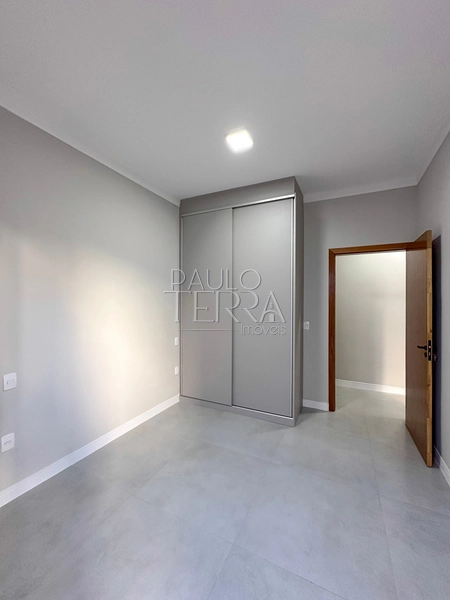Casa em condomínio fechado em Tremembé pronta para morar, com armários planejados em todos os ambientes, energia fotovoltaica e piscina.: 52ª foto da galeria de imagens do imóvel